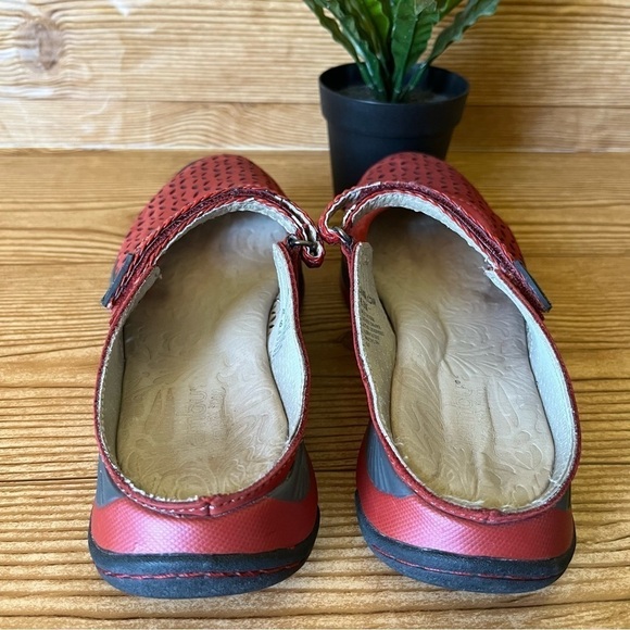 JAMBU Bailey Red Mule Nubuck Leather Vegan Uppers Slides Size 6.5 - Picture 10 of 12